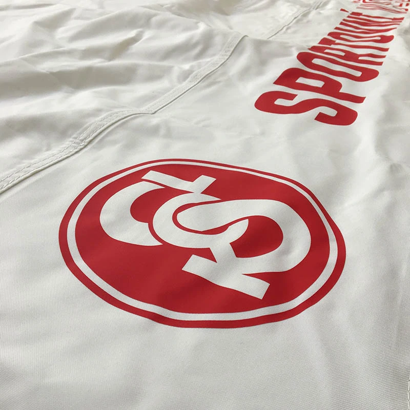 Vinylový potisk jednoho 12m límce střechy