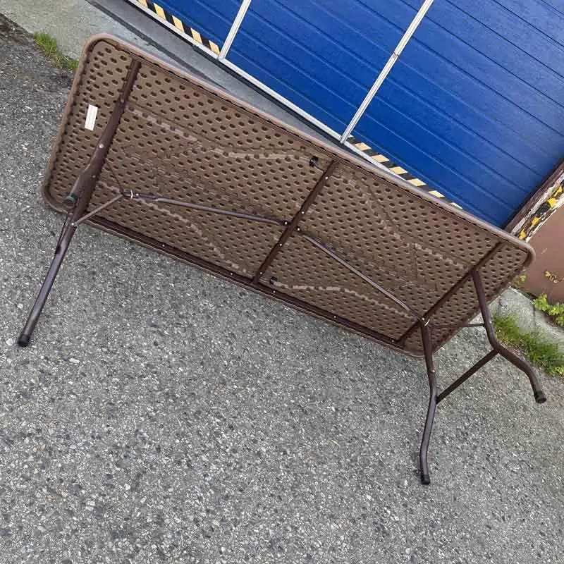 Skládací catering stůl hnědý 183x76cm, pevná deska - 2. jakost