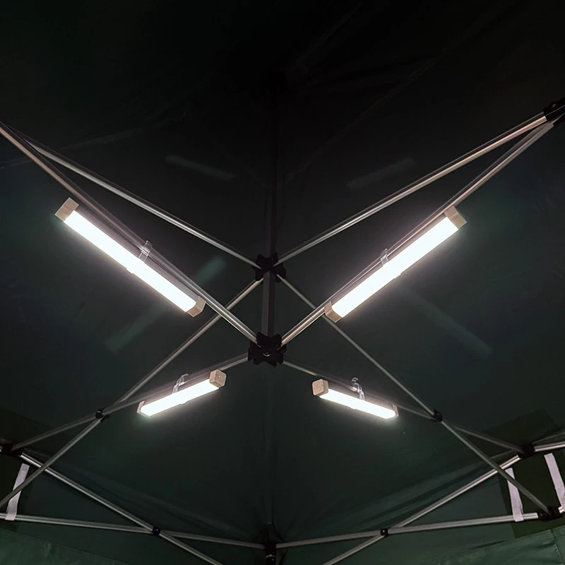 Sada 4x ks dobíjecích LED světel